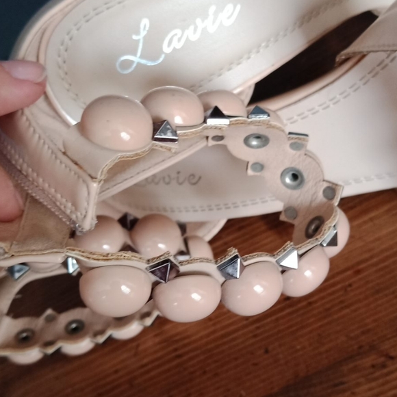 Heels - Picture 13 of 16